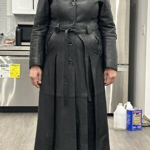 Women Leather Trench Coat. 100% genuine leather. 48" length.